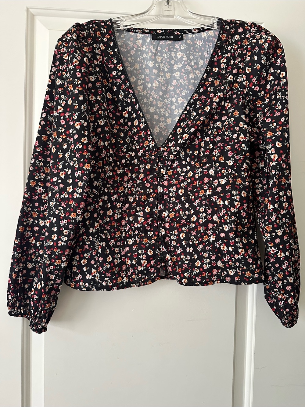 Papermoon Black Floral V-Neck Puff-Sleeve Blouse